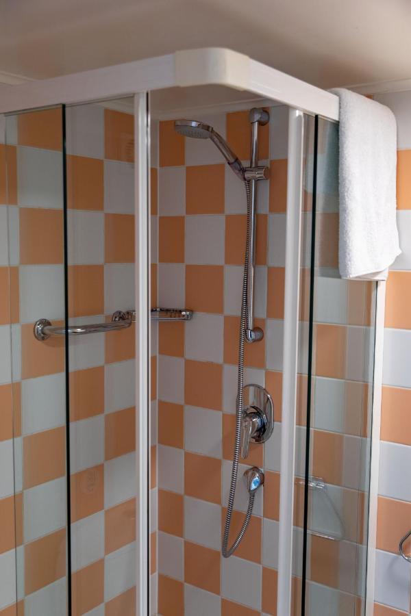 Hotel The Boatel Γάνδη Εξωτερικό φωτογραφία